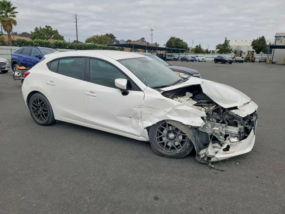 2015 MAZDA 3 SPORT  