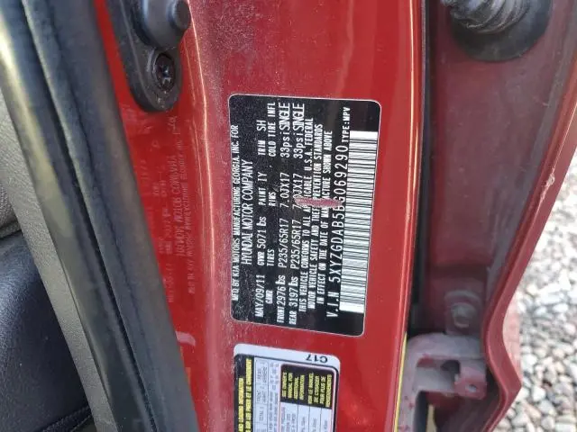 2011 HYUNDAI SANTA FE GLS  