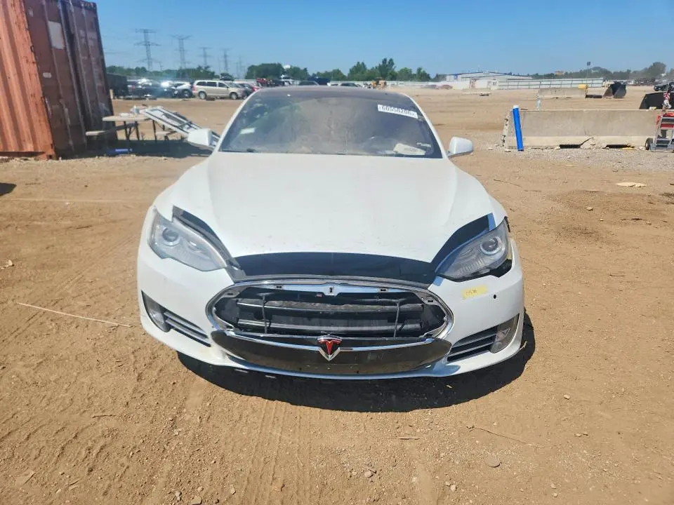 2015 TESLA MODEL S 70D  
