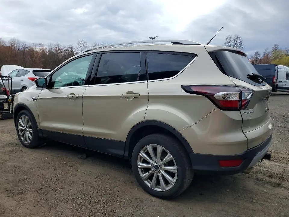 2017 FORD ESCAPE TITANIUM  