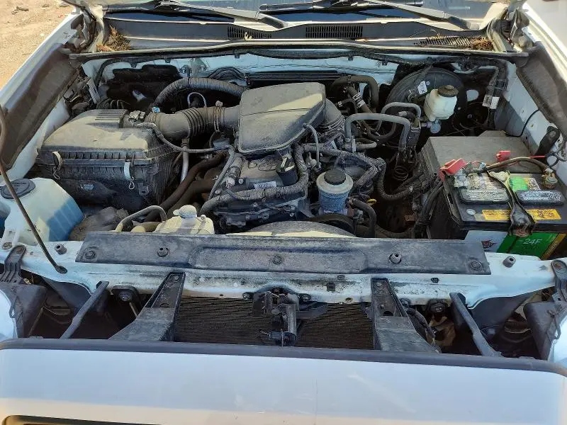 2020 TOYOTA TACOMA SR  