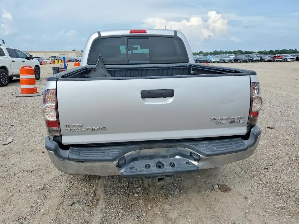 2013 TOYOTA TACOMA DOUBLE CAB PRERUNNER  