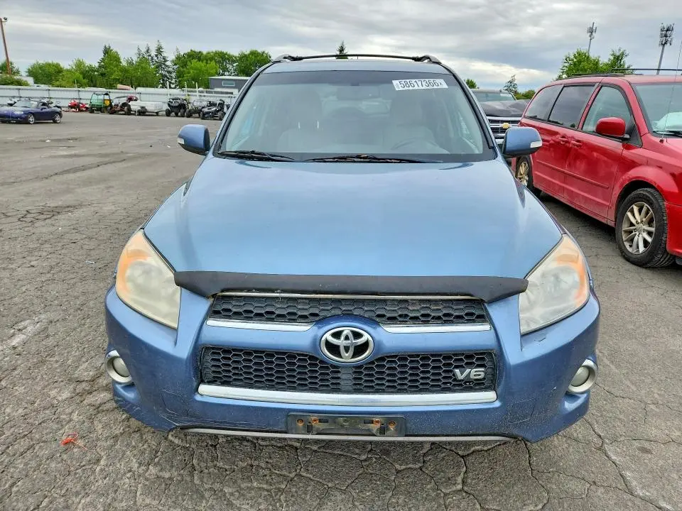 2011 TOYOTA RAV4 LIMITED  