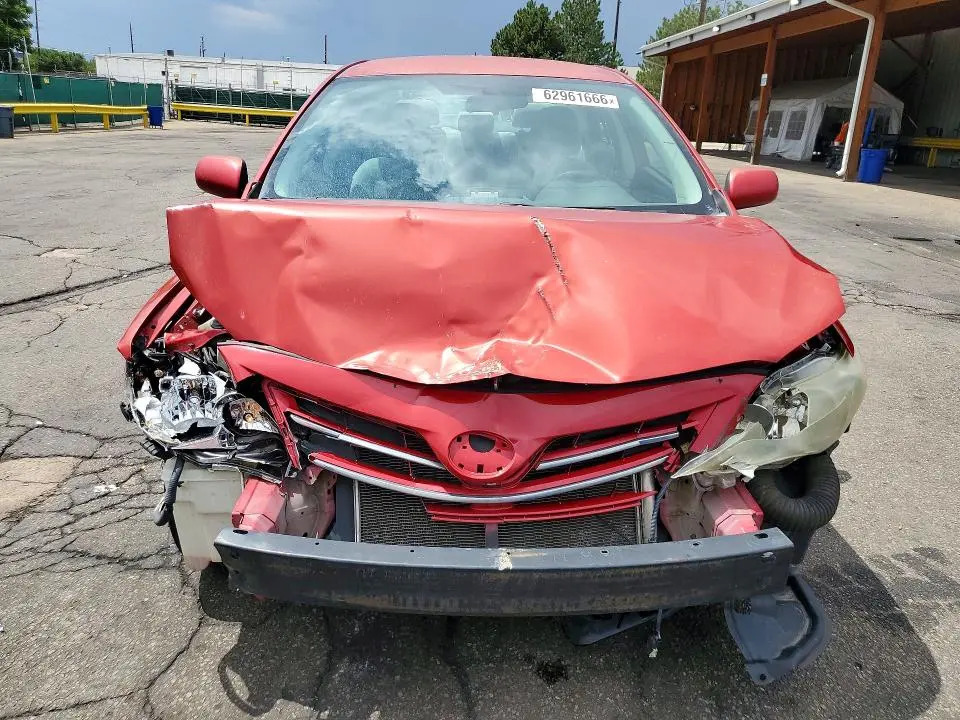 2013 TOYOTA COROLLA LE  