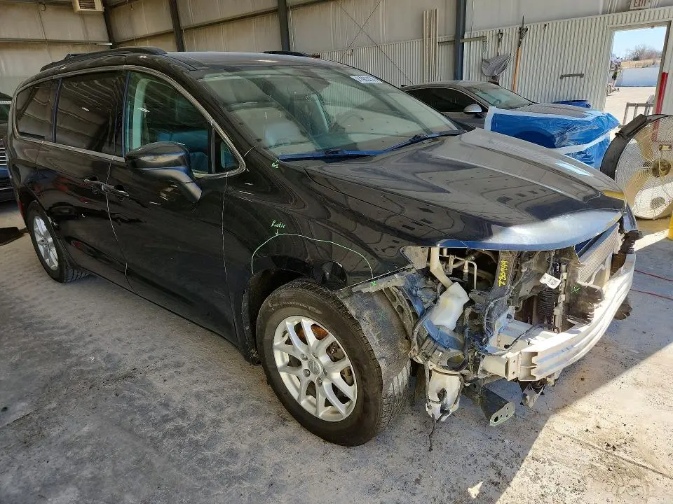 2020 CHRYSLER VOYAGER LXI  