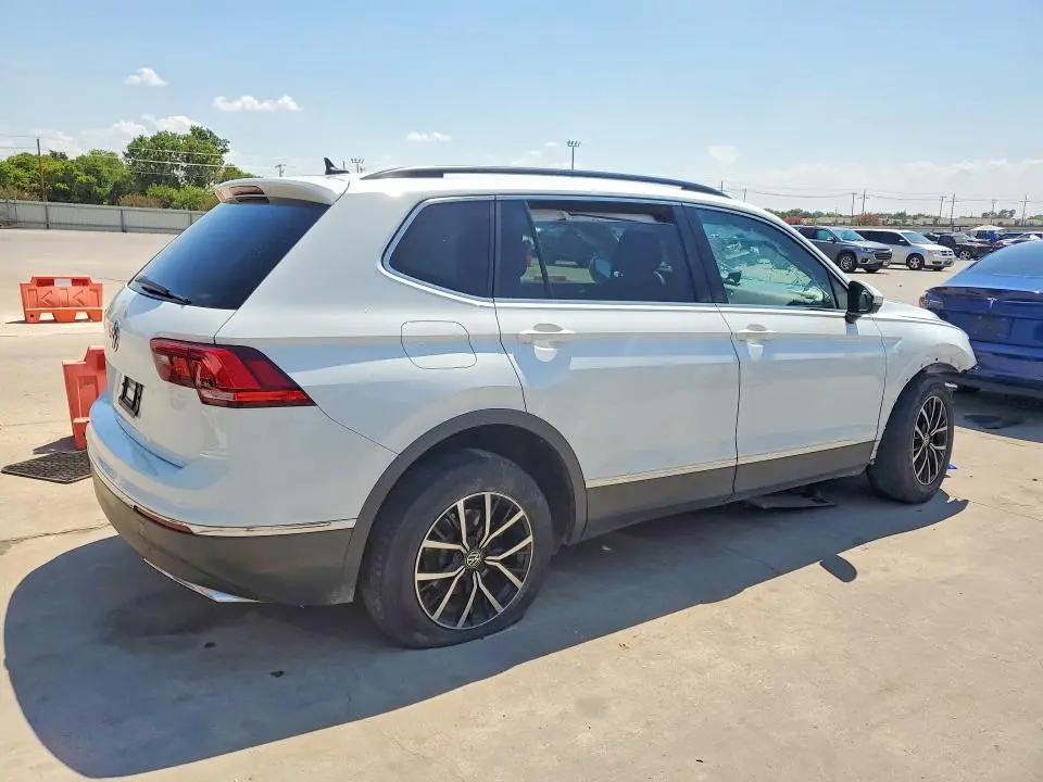 2021 VOLKSWAGEN TIGUAN SE  