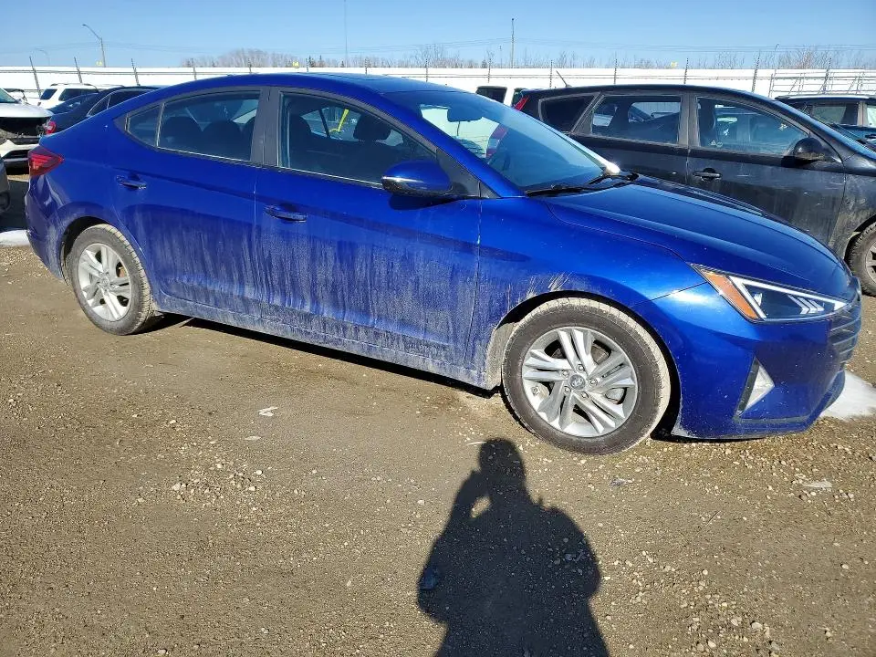 2019 HYUNDAI ELANTRA SE  