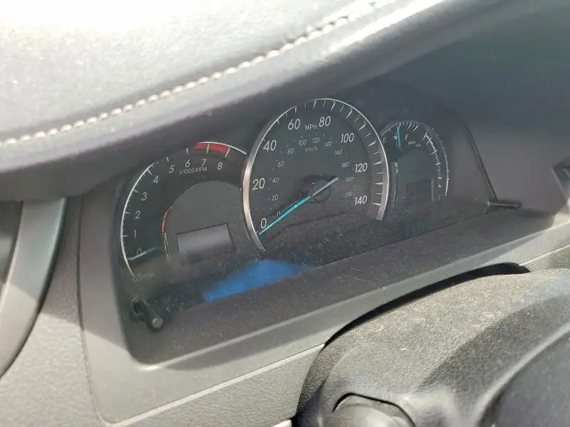 2012 TOYOTA CAMRY XLE  