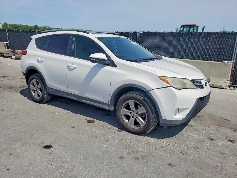 2013 TOYOTA RAV4 XLE  