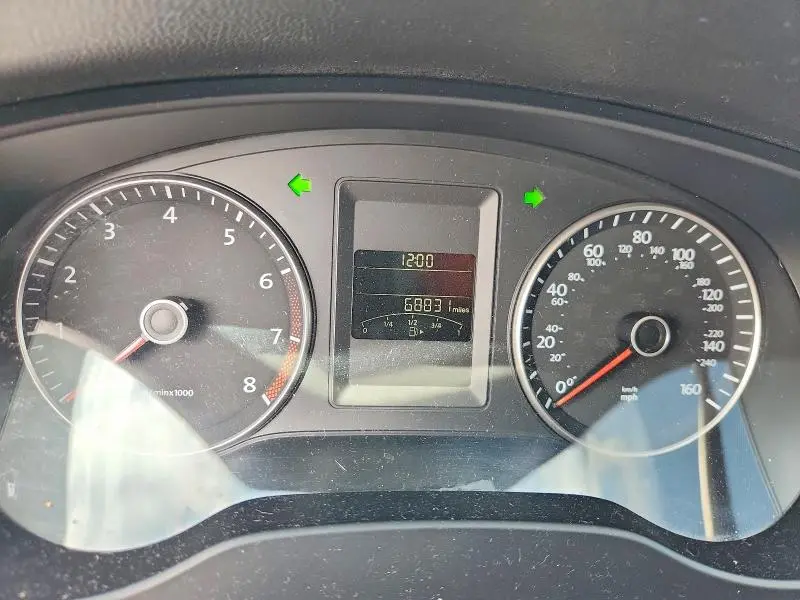 2014 VOLKSWAGEN JETTA SEL  