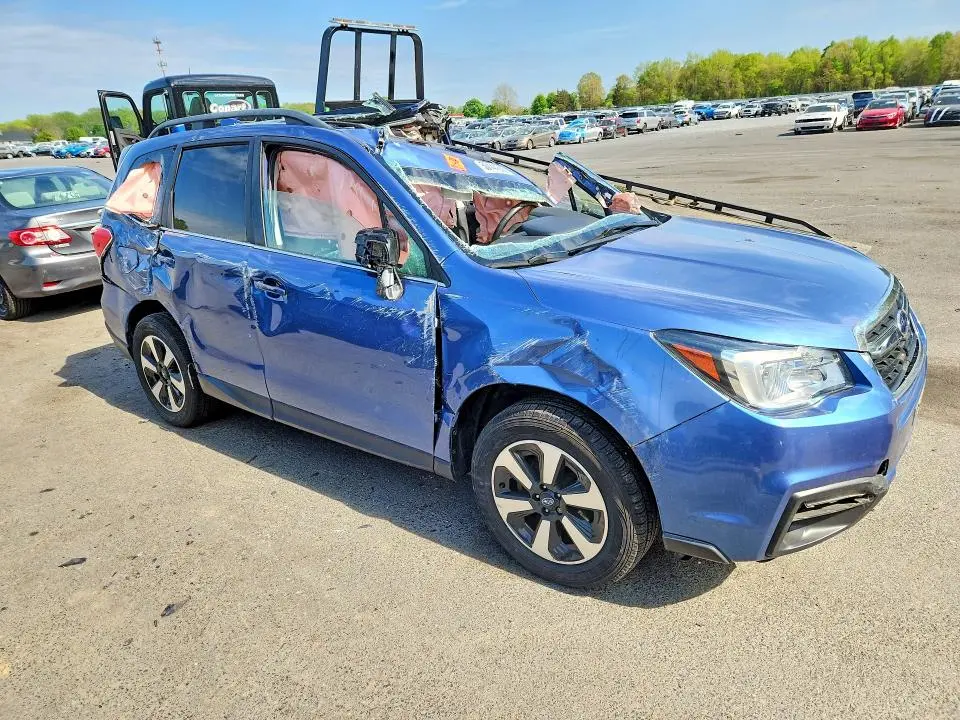 2018 SUBARU FORESTER   