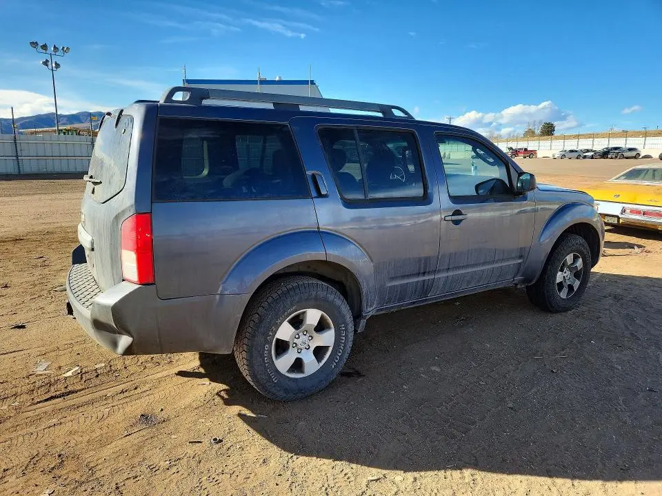 2012 NISSAN PATHFINDER S  