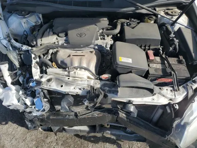 2016 TOYOTA CAMRY LE  