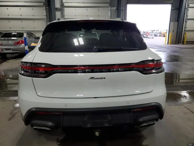 2022 PORSCHE MACAN   