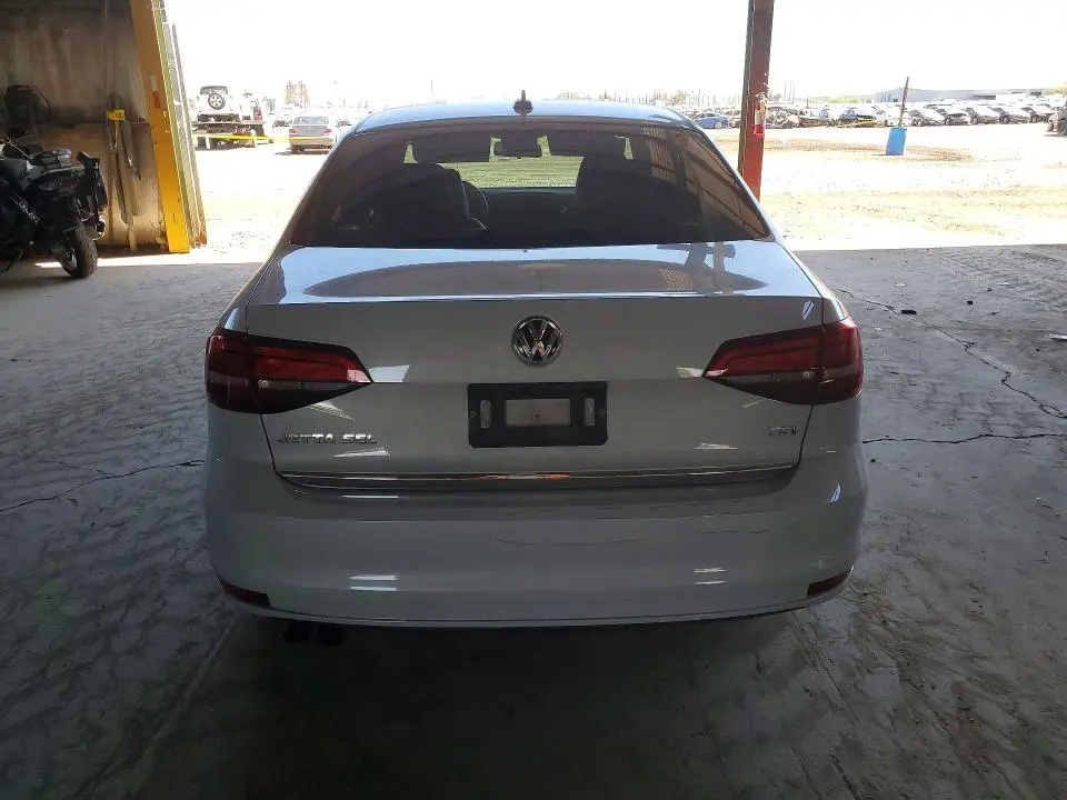 2017 VOLKSWAGEN JETTA SEL  