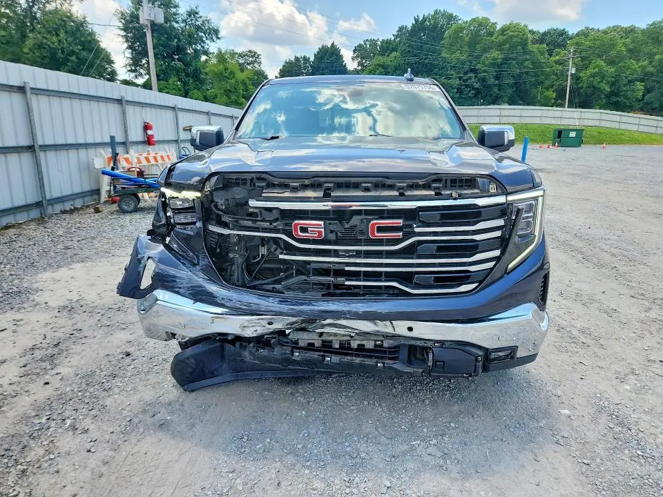 2022 GMC SIERRA K1500 SLT  