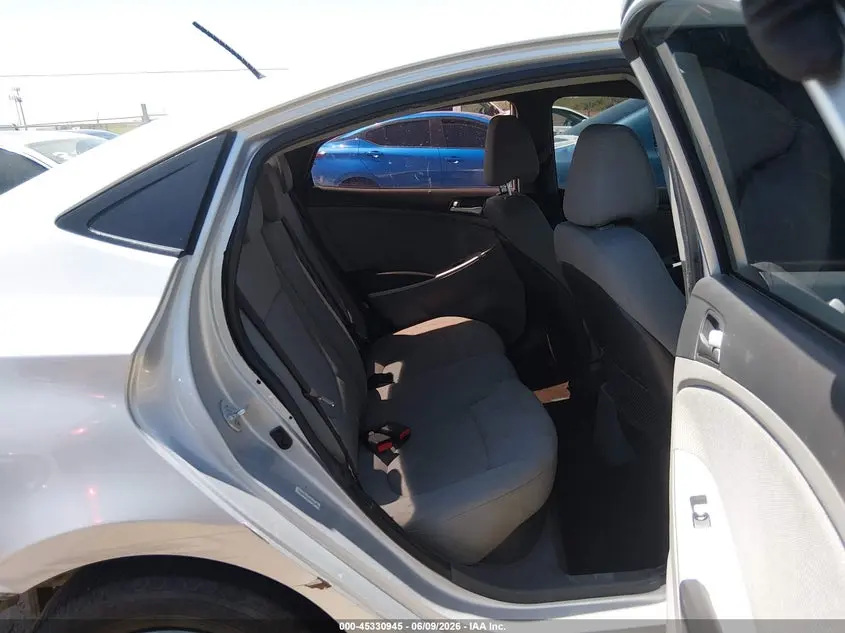 2013 HYUNDAI ACCENT GLS