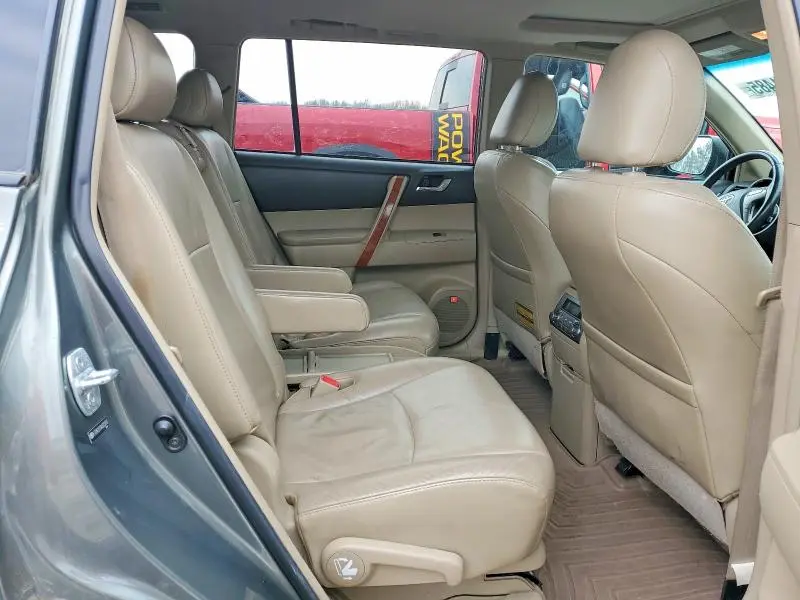 2010 TOYOTA HIGHLANDER LIMITED  