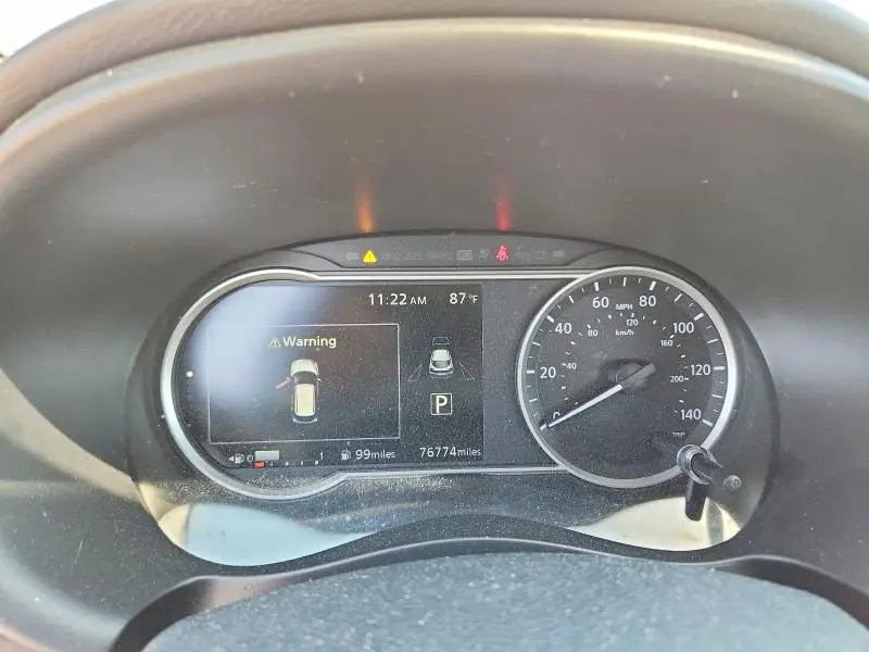 2019 NISSAN KICKS SR  