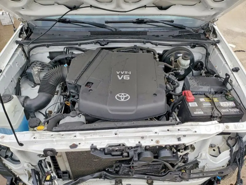 2011 TOYOTA TACOMA PRERUNNER V6  