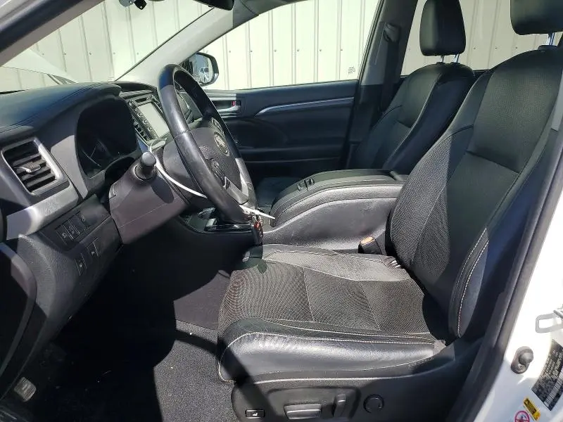 2019 TOYOTA HIGHLANDER LIMITED  