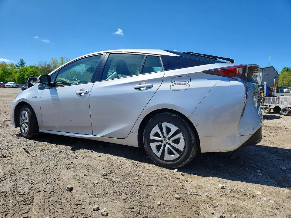 2018 TOYOTA PRIUS THREE  