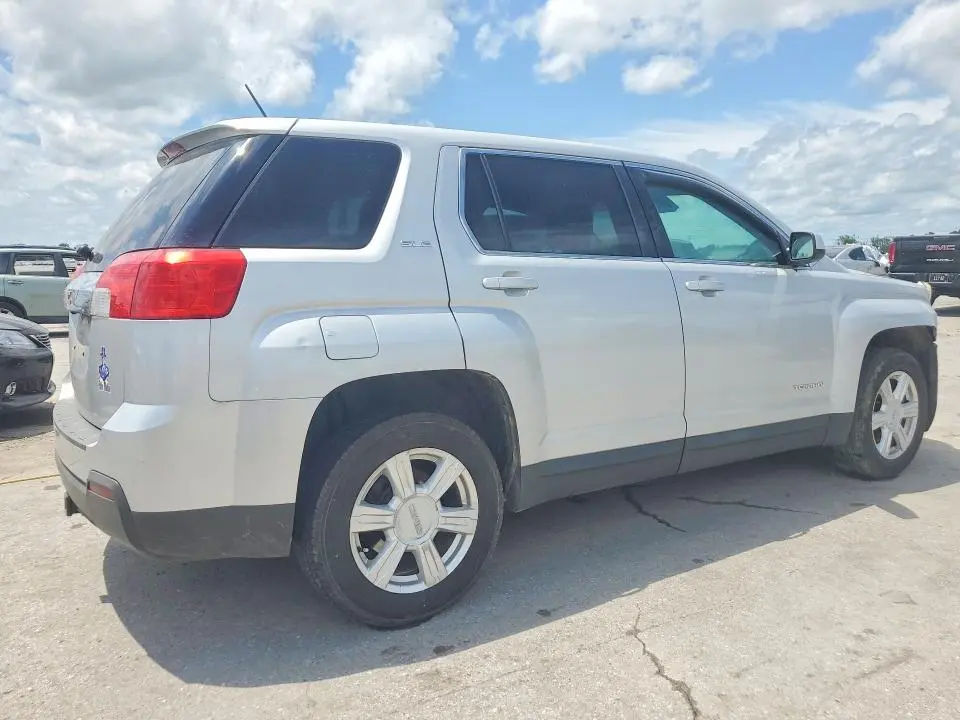 2015 GMC TERRAIN SLE  