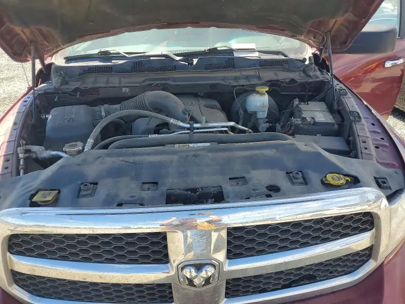 2018 RAM 1500 SLT  