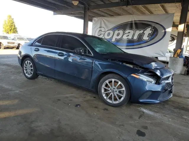 2020 MERCEDES-BENZ A 220  