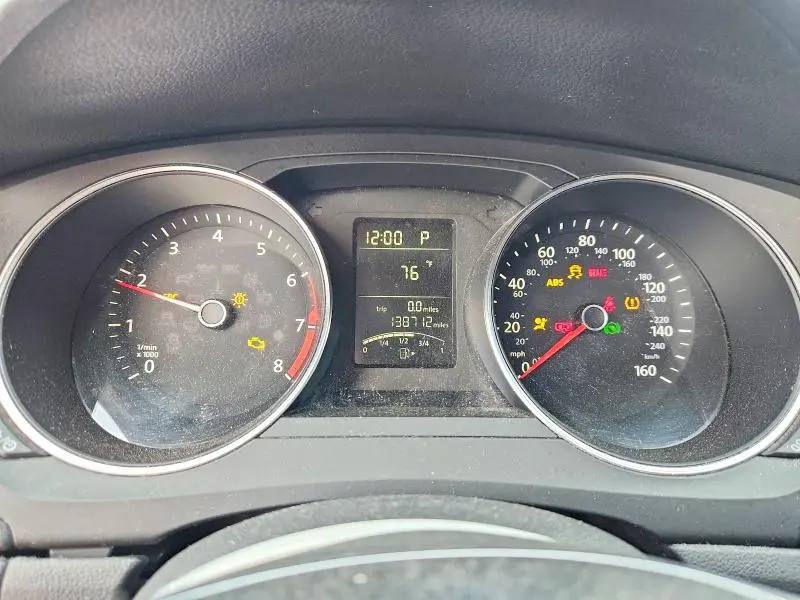 2015 VOLKSWAGEN JETTA BASE  