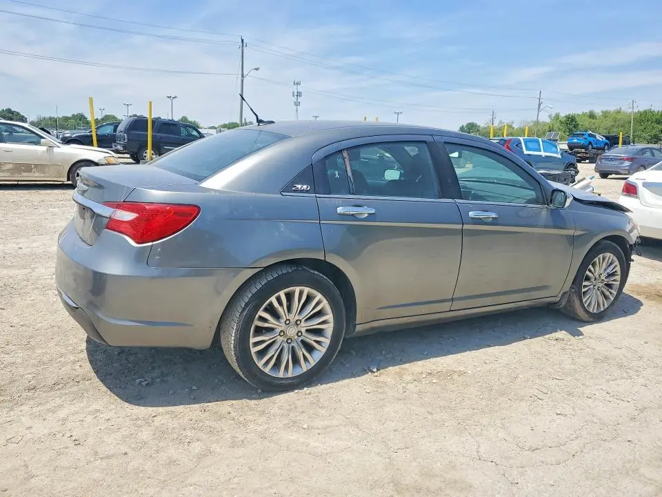 2013 CHRYSLER 200 LIMITED  