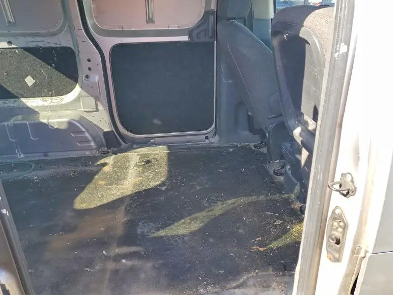 2017 NISSAN NV200 SV  