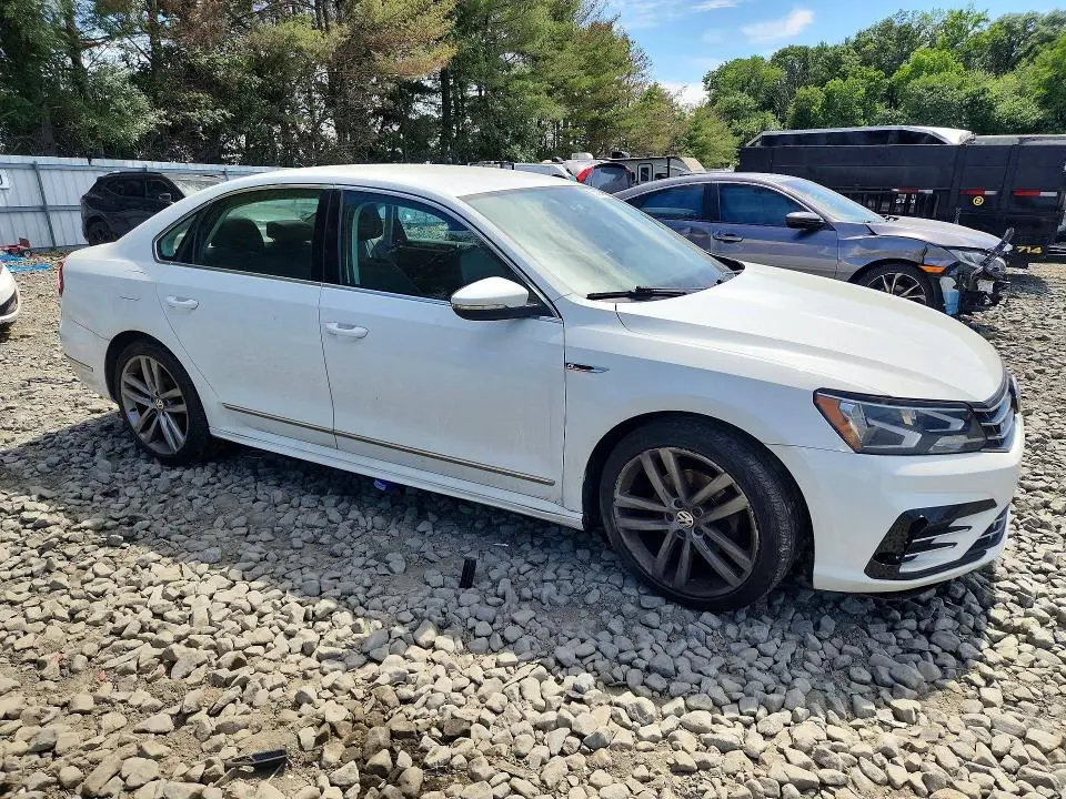 2017 VOLKSWAGEN PASSAT R-LINE  