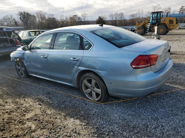 2012 VOLKSWAGEN PASSAT SE  