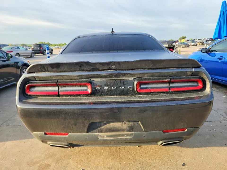 2018 DODGE CHALLENGER SXT  