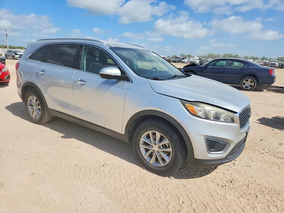 2016 KIA SORENTO LX  