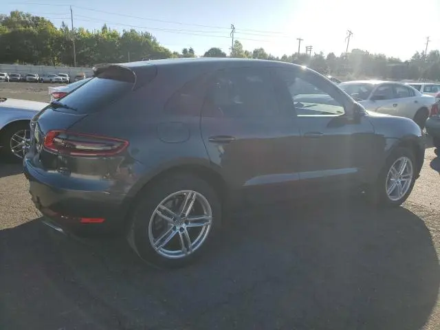 2018 PORSCHE MACAN   