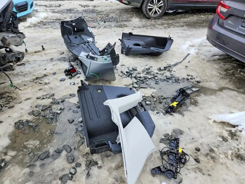 2025 VOLKSWAGEN TIGUAN SE  