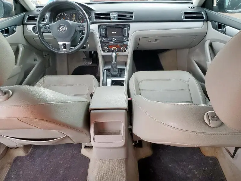 2012 VOLKSWAGEN PASSAT SE  
