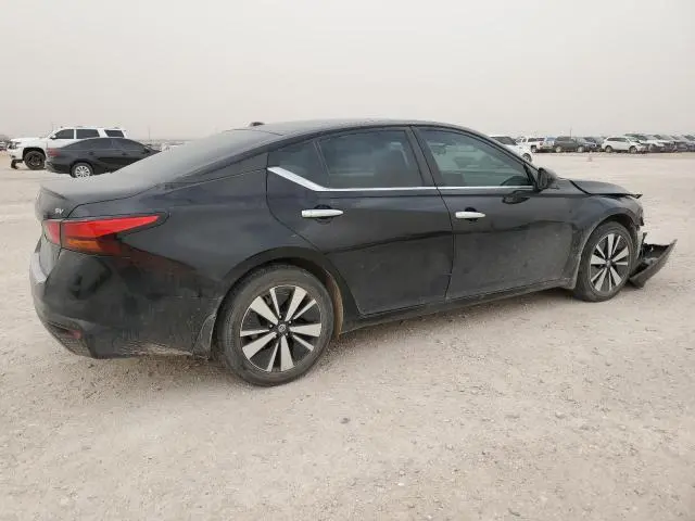 2022 NISSAN ALTIMA SV  