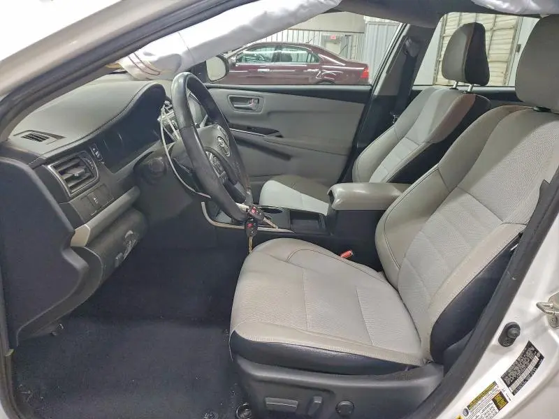 2017 TOYOTA CAMRY LE  