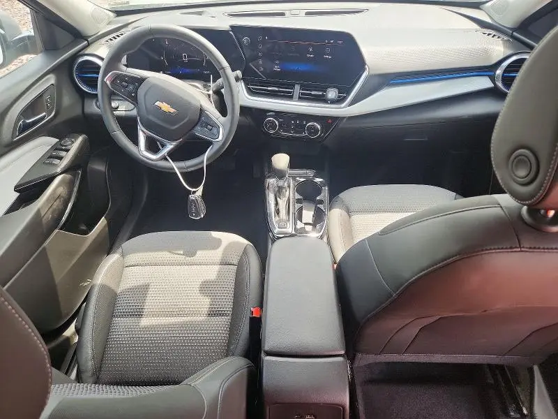 2025 CHEVROLET TRAX 1LT  