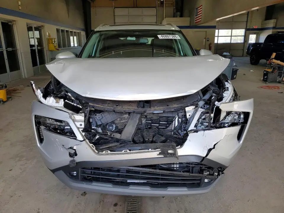 2021 NISSAN ROGUE SL  