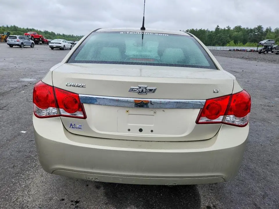 2014 CHEVROLET CRUZE LT  