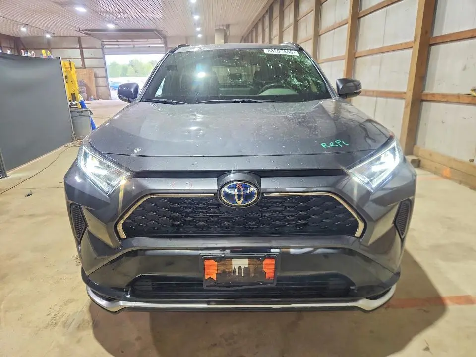 2021 TOYOTA RAV4 PRIME SE  