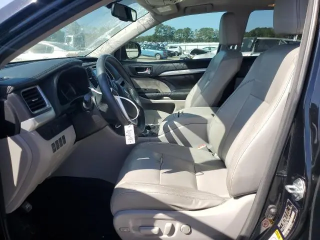 2016 TOYOTA HIGHLANDER XLE  