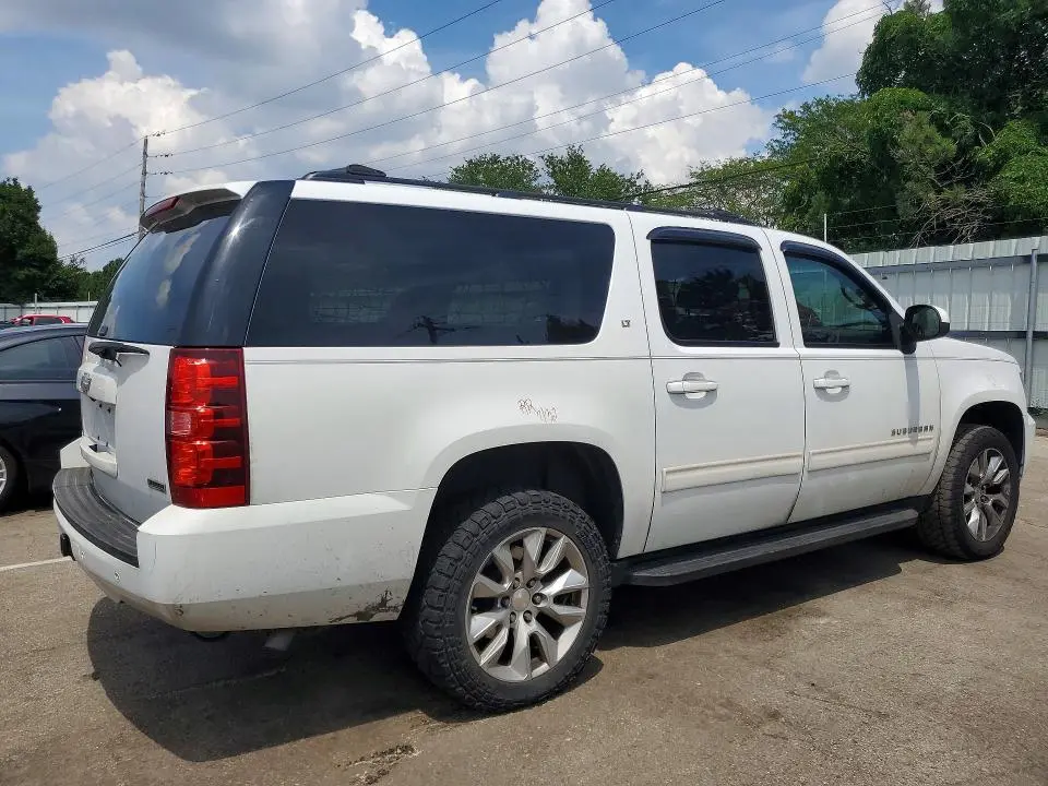 2011 CHEVROLET SUBURBAN C1500 LT  