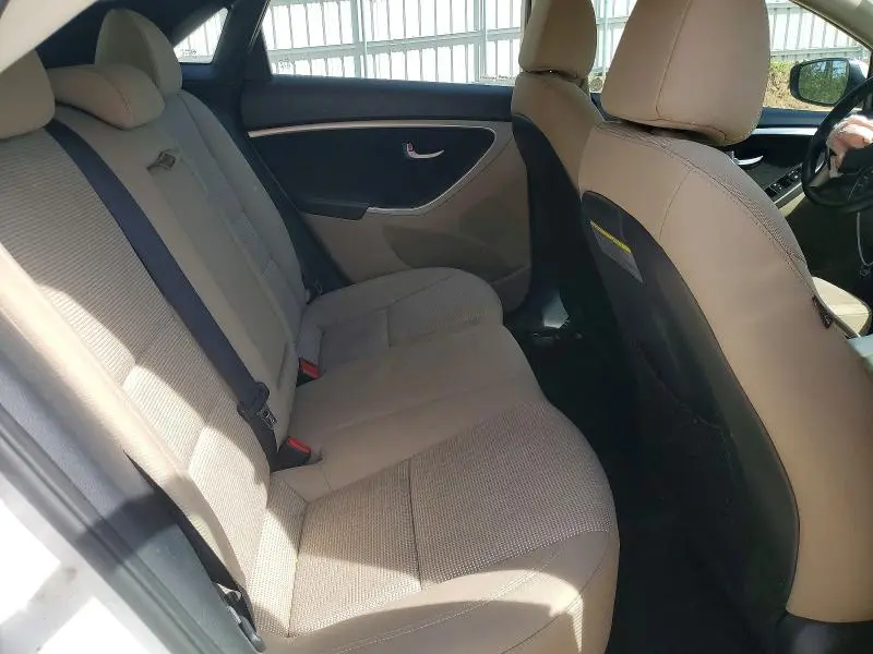 2013 HYUNDAI ELANTRA GT BASE  