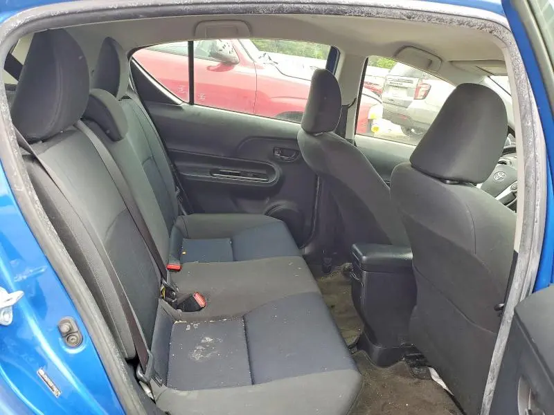 2015 TOYOTA PRIUS C THREE  
