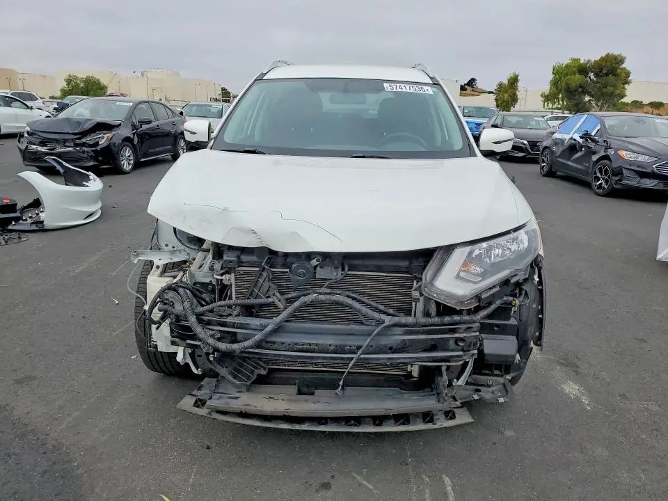2017 NISSAN ROGUE SV  